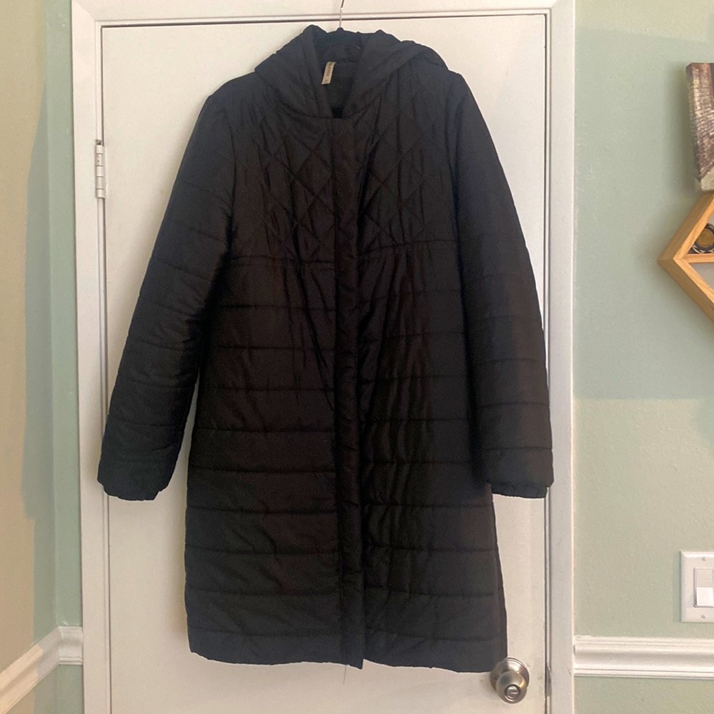 Fabletics long black puffer
